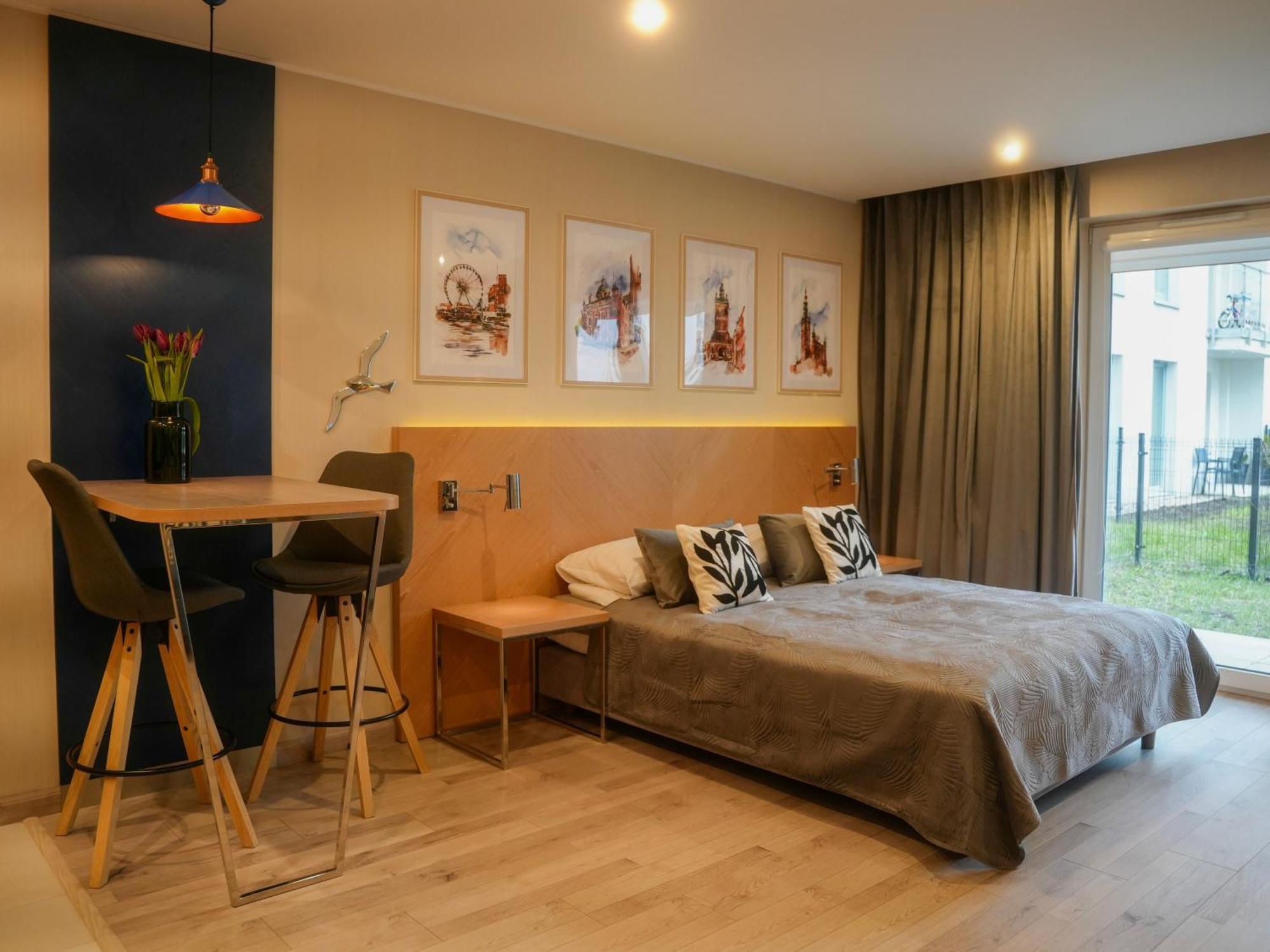 Apartahotel B12 By Marina - Old Town 3*